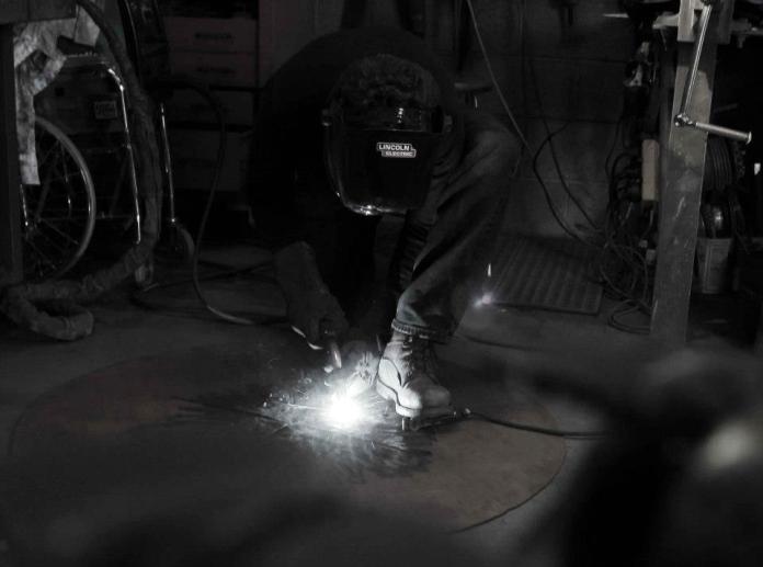 179286_580432871969638_1356104856_n