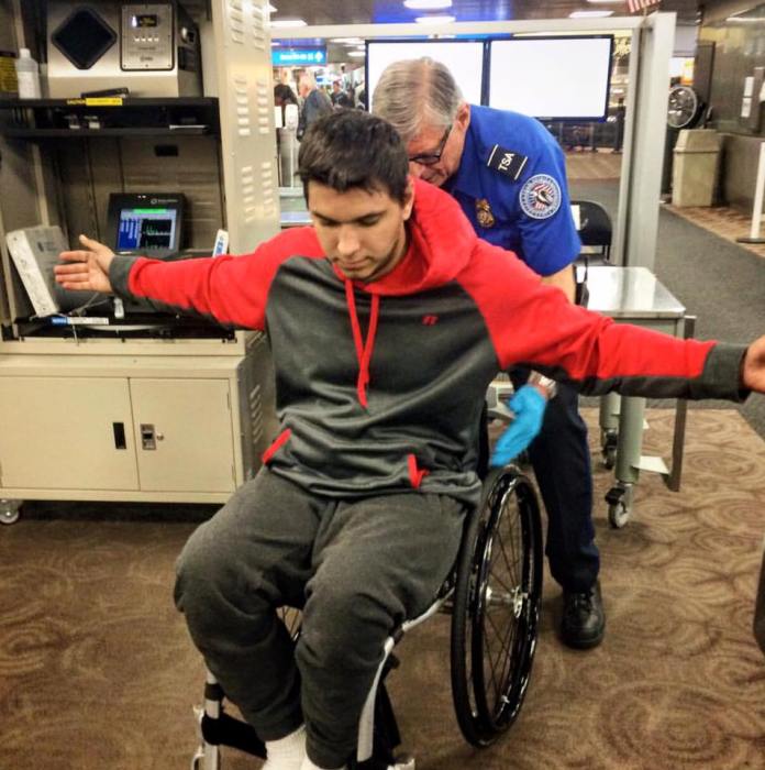 12227590_851856158245257_2342924460408338473_n